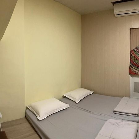 Taitung Back To Real Hostel מראה חיצוני תמונה